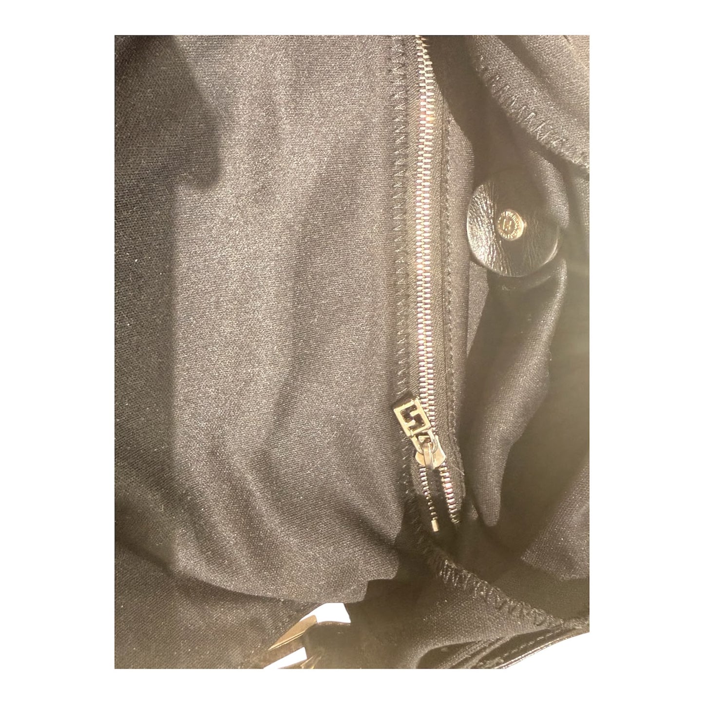BAGUETTE FENDI IN NEOPRENE NERO
