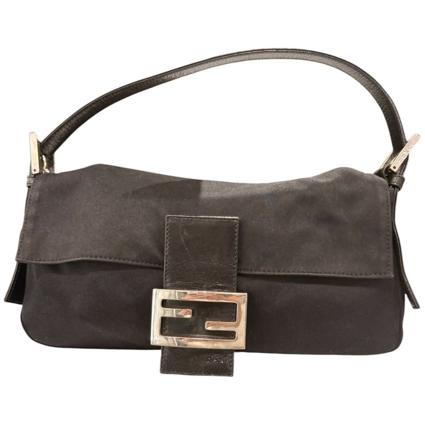 BAGUETTE FENDI IN NEOPRENE NERO